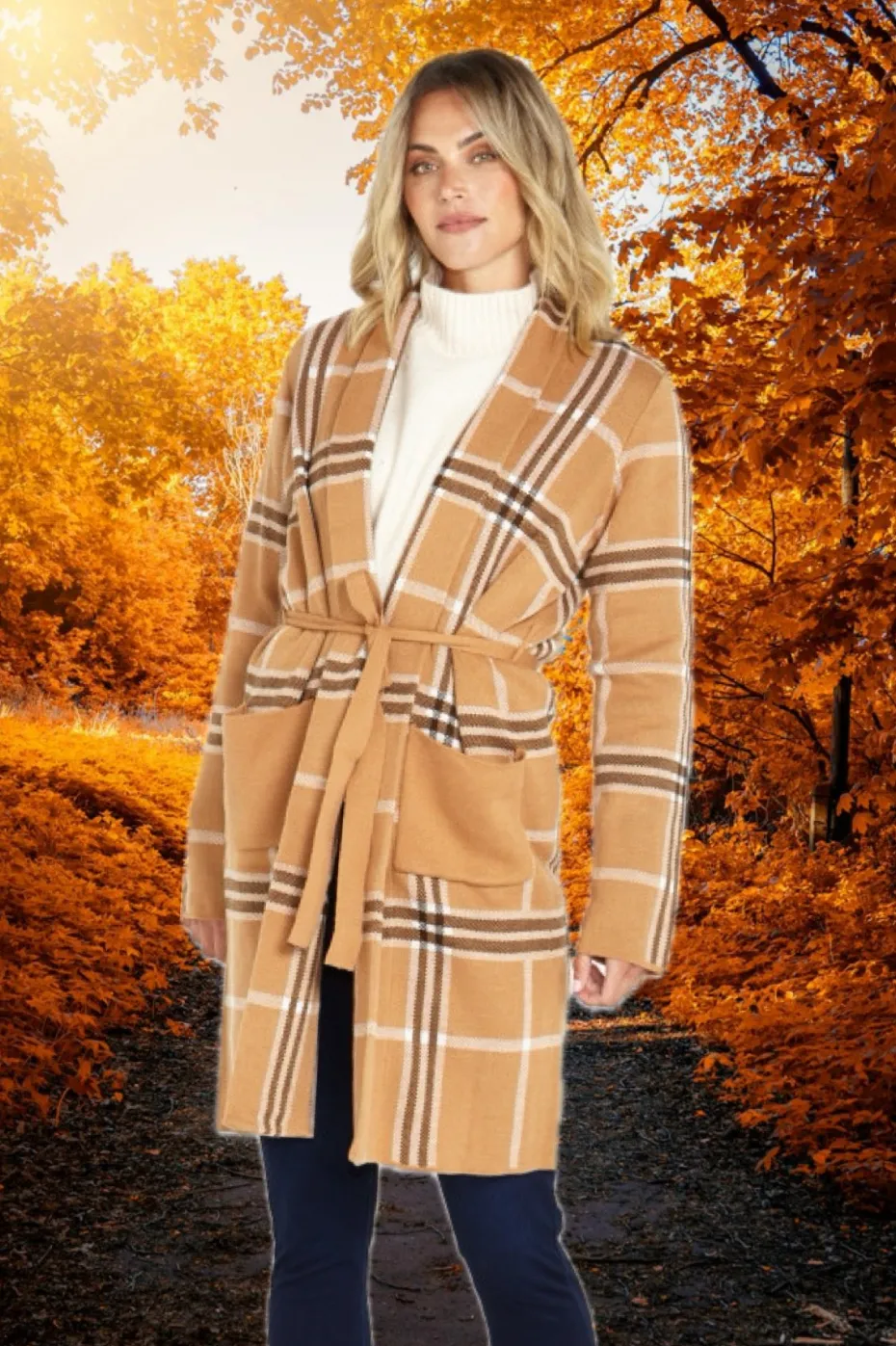Betty Basics Hampshire Cardigan in Beige Plaid