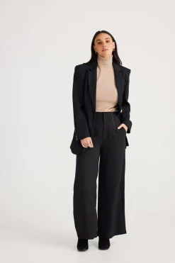 Brave + True Chelsea Jacket in Black