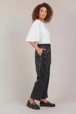 Eb & Ive Allegro Crop Pant in Black