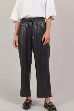 Eb & Ive Allegro Crop Pant in Black
