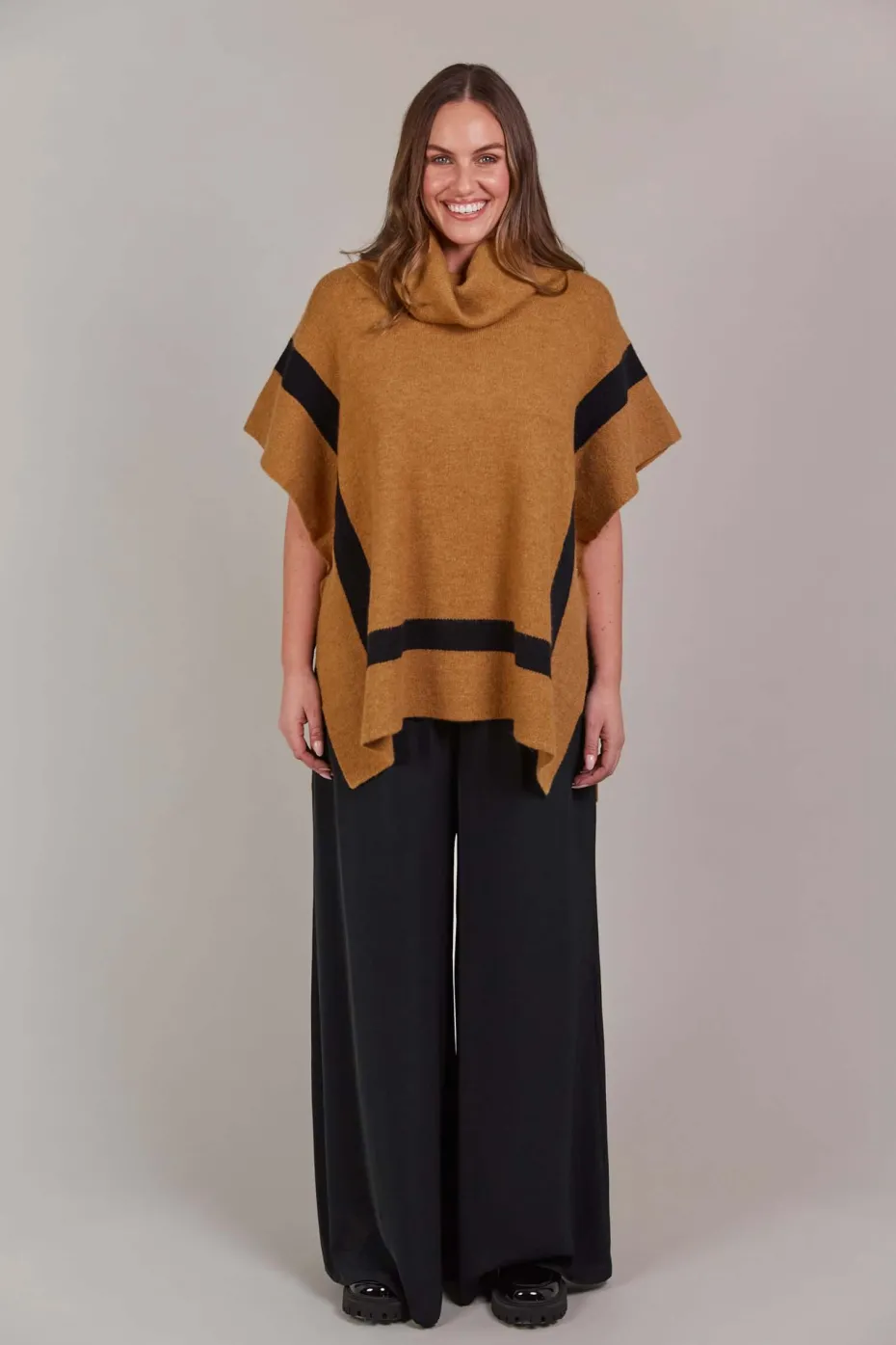 Eb & Ive Avino Poncho in Tobacco