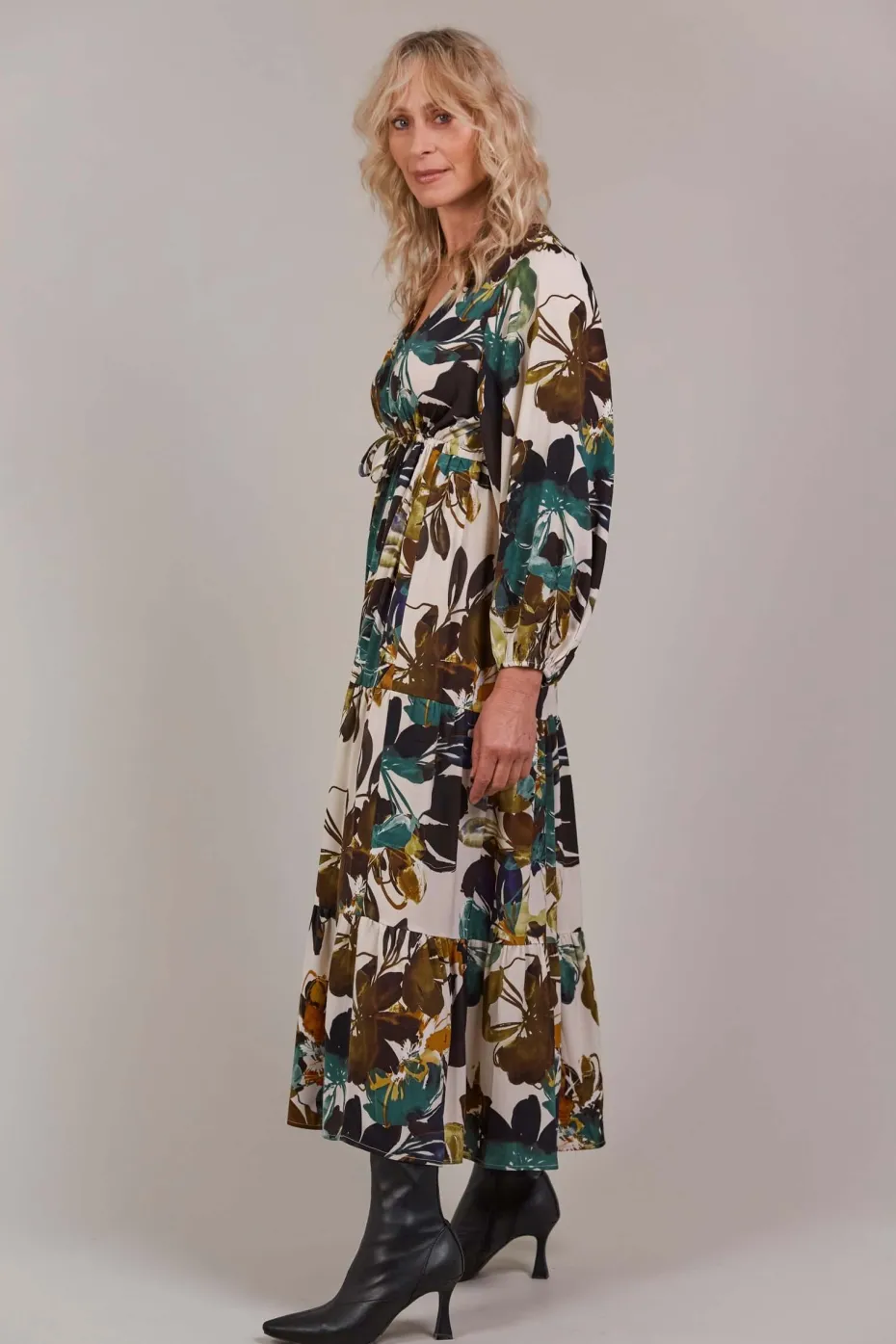 Eb & Ive Elsie Maxi Dress in Botanical Tusk