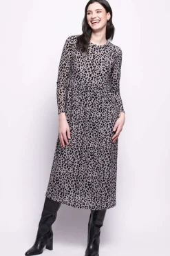 Foil International Velvet Dress in Roar