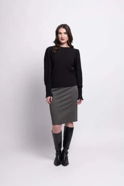 Foil It's A Breeze Top in Black