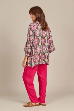 Isle of Mine Esme Relaxed Top in Olive Fleuron