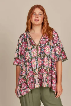 Isle of Mine Esme Top in Olive Fleuron