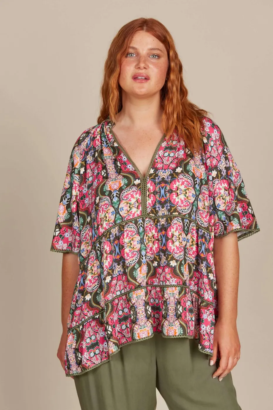 Isle of Mine Esme Top in Olive Fleuron