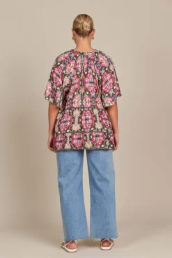 Isle of Mine Esme Top in Olive Fleuron