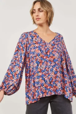 Isle of Mine Euphoria V Blouse in Azure Bloom