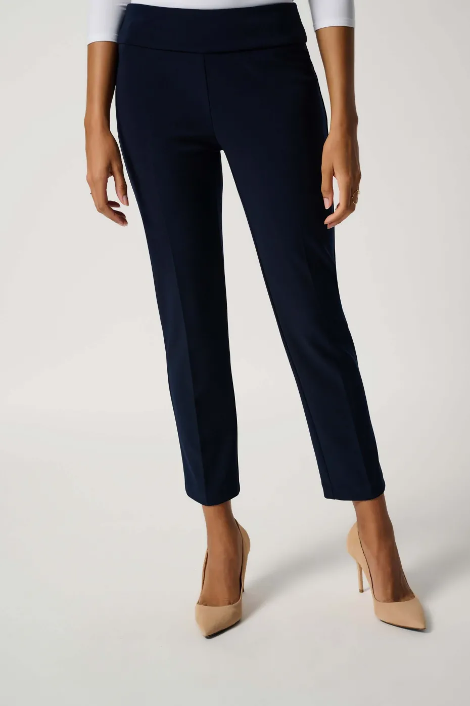Joseph Ribkoff Classic Cropped Pant in Midnight 181089