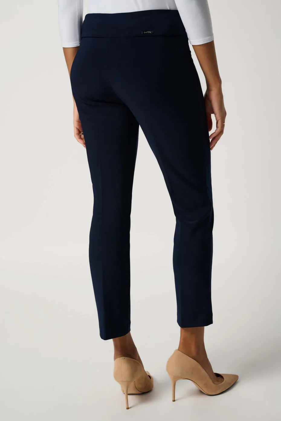 Joseph Ribkoff Classic Cropped Pant in Midnight 181089