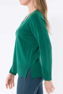 Jump V Neck Long Sleeve Knit in Hunter