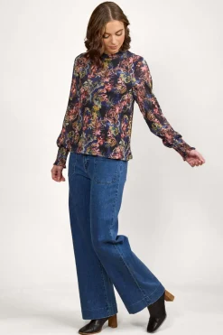 Knewe Zimi Top in Fable