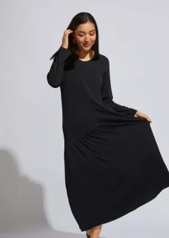 LD & Co Maxi Knit Dress in Black