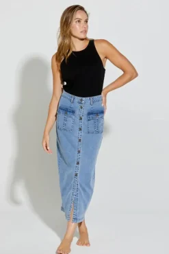 New London GINSBERG Skirt in Light Wash