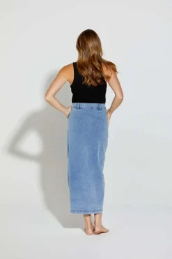 New London GINSBERG Skirt in Light Wash