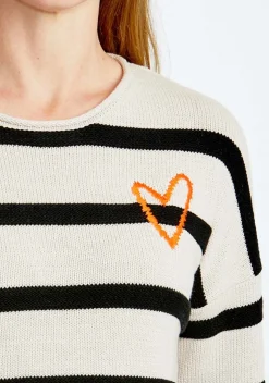 Ping Pong Heart Pullover in Chino Black