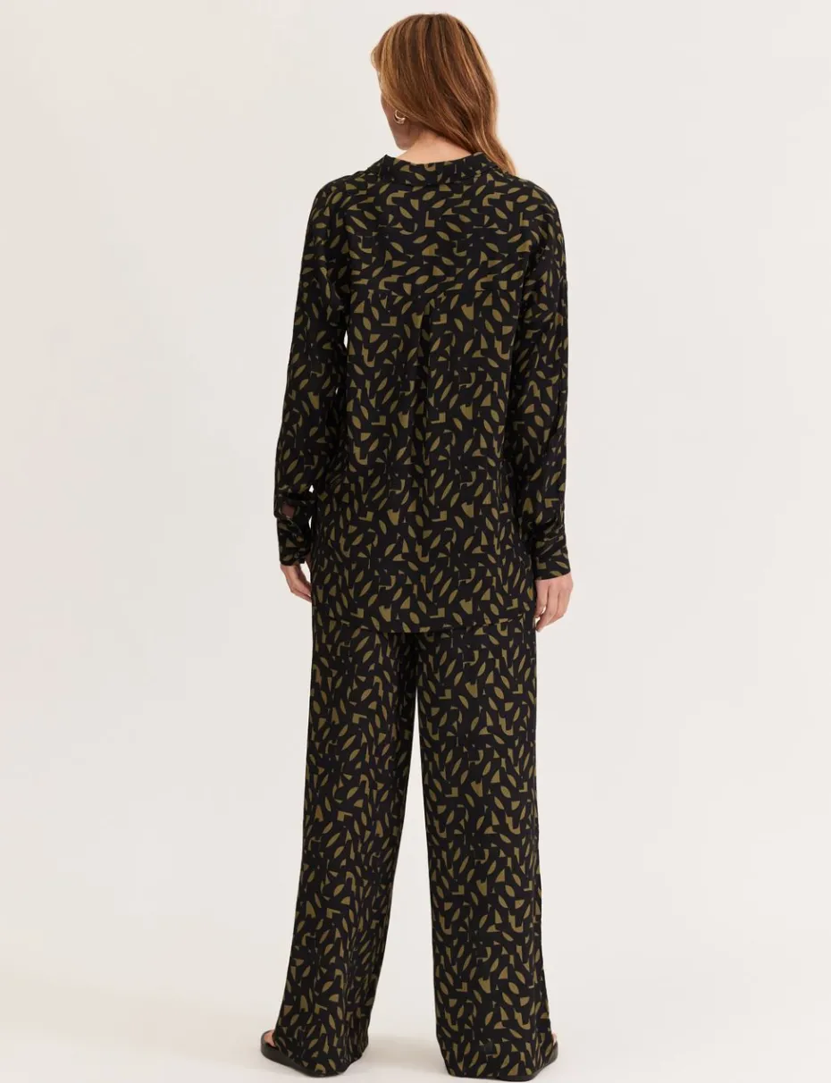 Staple The Label Zadie Wide Leg Pant in Black Khaki Geo