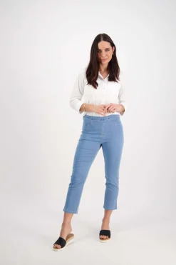 Vassalli Slim Leg 7/8 Jean in Ice 274